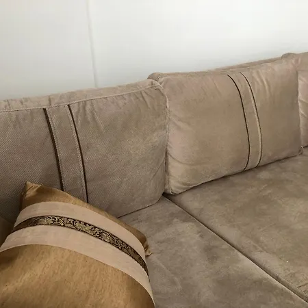 Besthome 41 Saga Apartment *